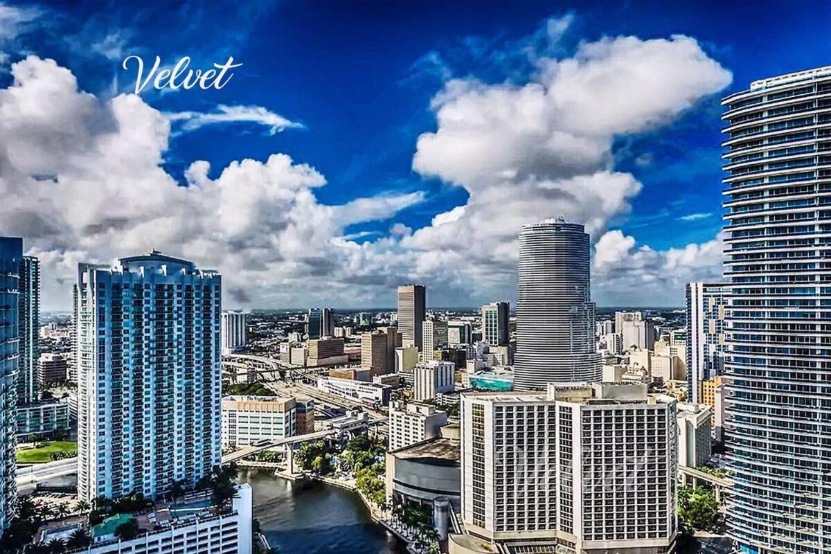 Icon Brickell Suites By Vesper ไมอามี ภายนอก รูปภาพ
